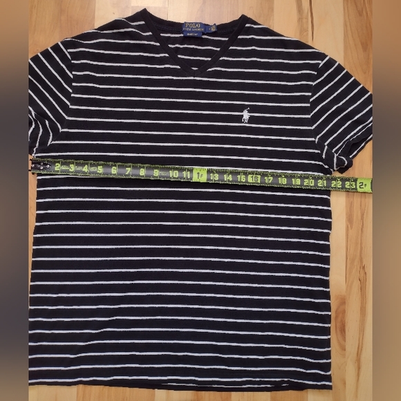 Ralph Lauren Polo Shirt Medium - Picture 2 of 7